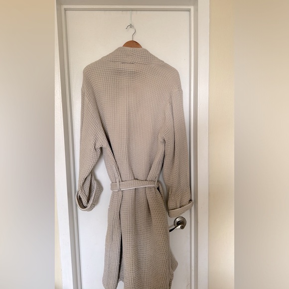 Boll & Branch organic cotton waffle knit Womens robe size L - Picture 4 of 9